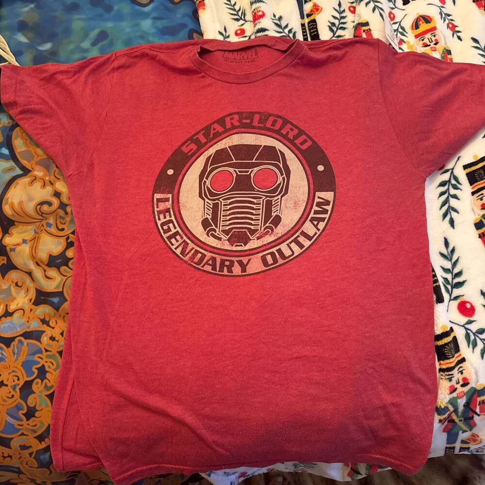 Star Lord Shirt Red Short Sleeve Crew Neck Legendary Outlaw Marvel Comics L